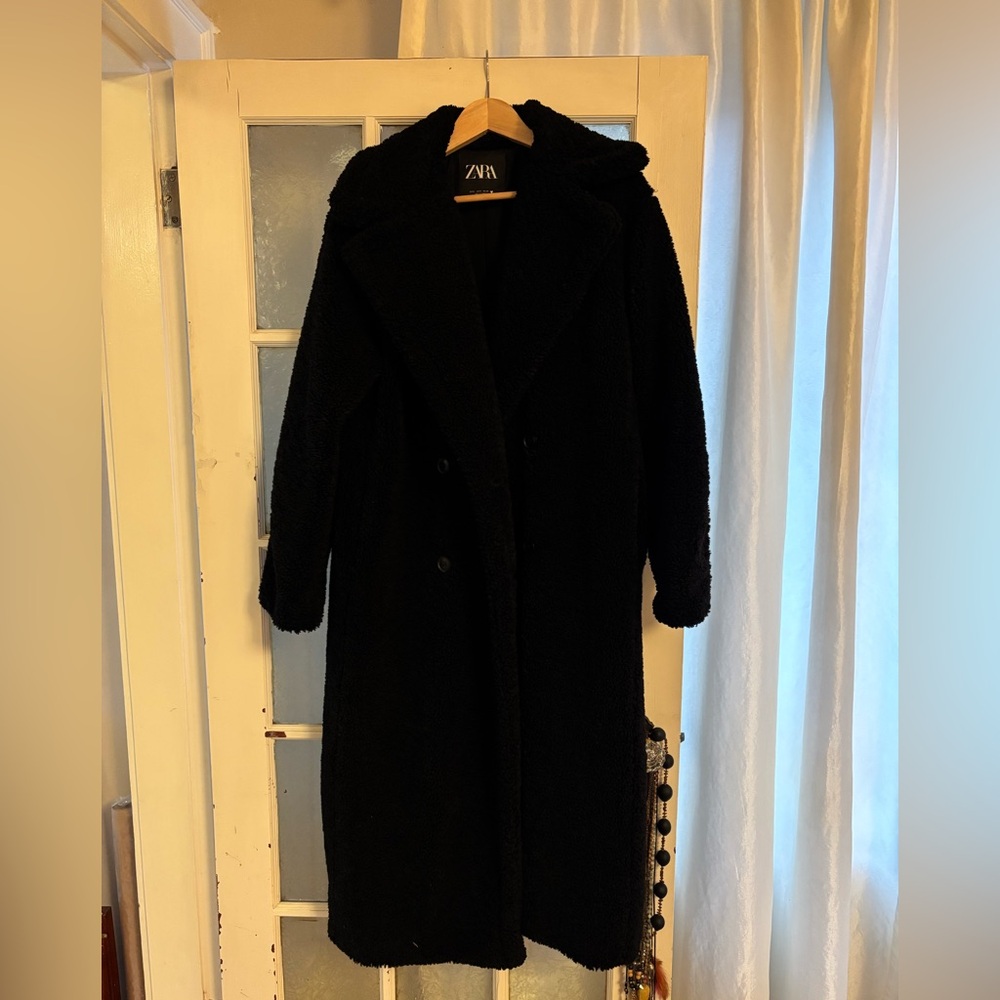 Zara Women's Black Teddy Jacket